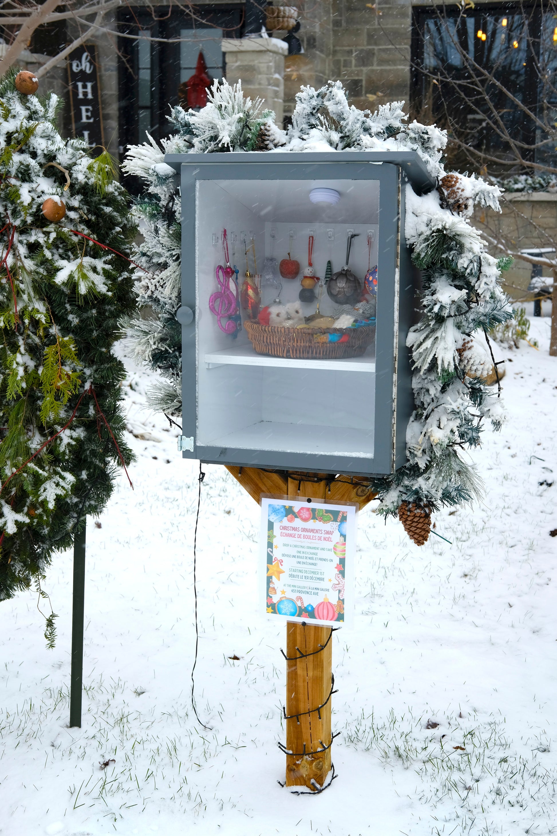 Christmas Ornaments Swap, Mini Gallery, Mini Library, Russell, Embrun